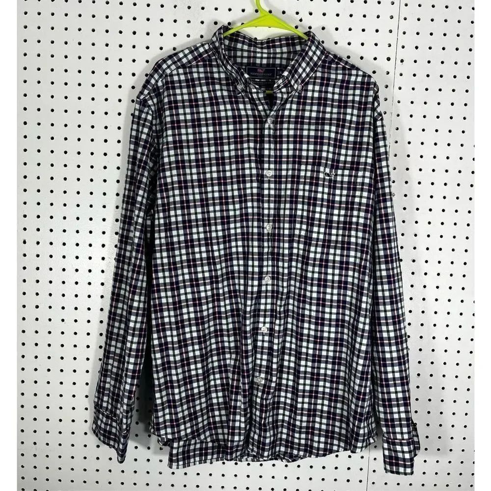 Vineyard Vines button down shirt